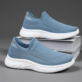 Mīksta zole Viegli čības Sievietēm Modes Sieviešu apavi Elpojošs Slip on Sport Augstākās kvalitātes staigāšana Vīriešu Snesker