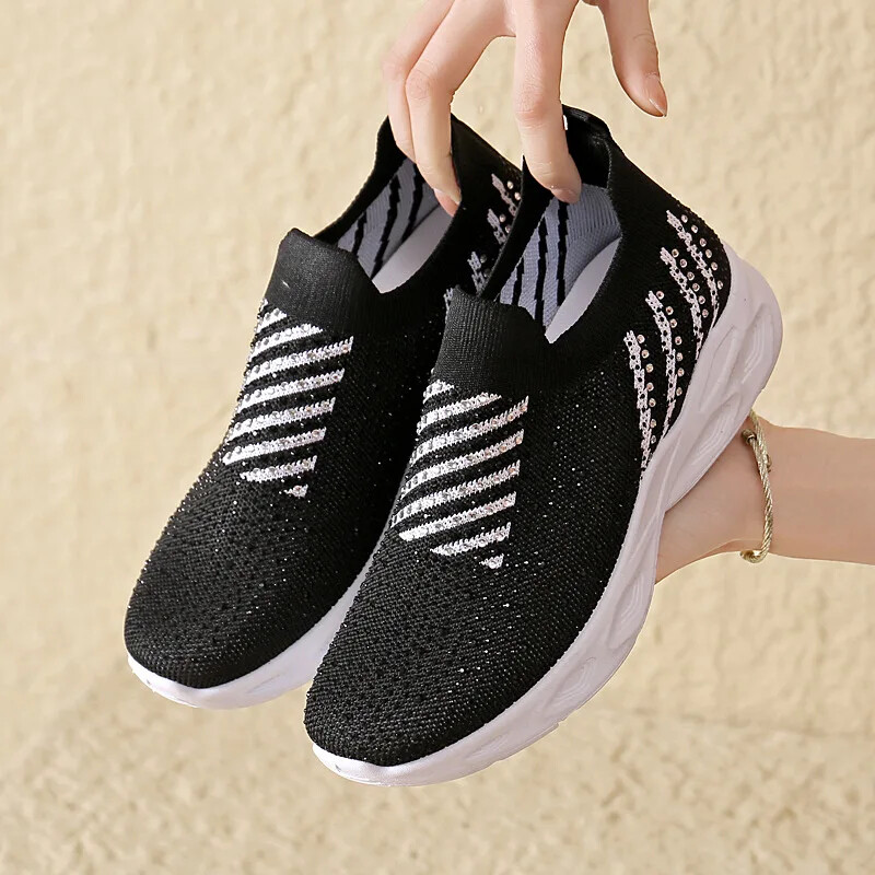 Vaba aja veetmise naiste kingad 2024 Uued vesi-teemantvõrgust hingavad üksikud kingad, pehme tald, mugavad moodsad naistejalatsid