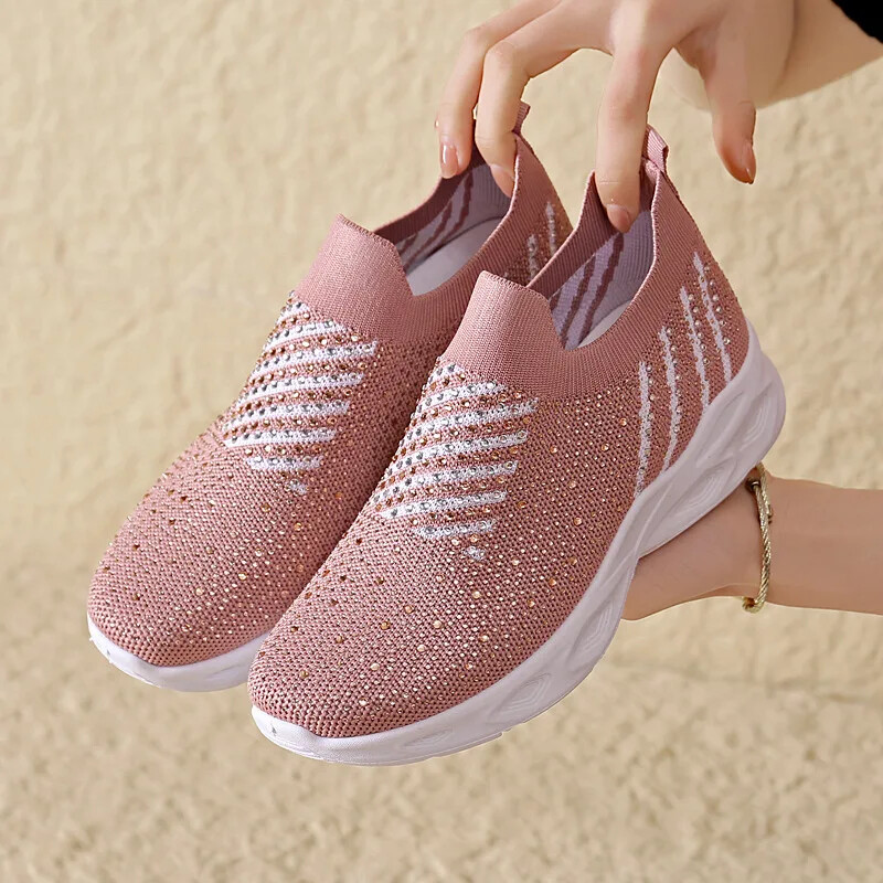 Vaba aja veetmise naiste kingad 2024 Uued vesi-teemantvõrgust hingavad üksikud kingad, pehme tald, mugavad moodsad naistejalatsid