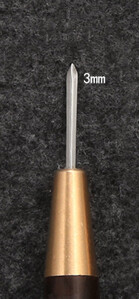 Νέας γενιάς Δερμάτινο ράψιμο Σουβίλι σε σχήμα διαμαντιού Εργαλείο χειροτεχνίας από έβενο και ατσάλι, σκουπάκι ραψίματος DIY κωνικό