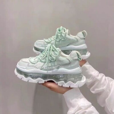 Női járóplatformos cipők divatos légpárna vastag alsó tornacipők felcsúsztatható könnyű, légáteresztő szabadidő magasító cipő