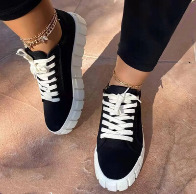 Täiesti uued tossud vabaajajalatsid, suur suurus 43 kingapaelad, mood, must lilla, vaba aja veetmine, lõuend jalatsid, lamedad Zapatos mujer