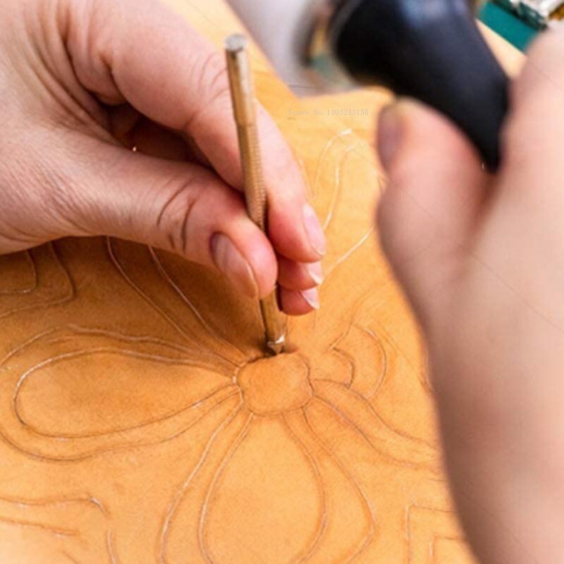 Bőrnyomtató eszközök 6 féle stílusok Dombornyomás Gravírozás Bőrkézműves edény Barkácsolás Bőr kézműves bélyegzők Kézi művészeti eszközök