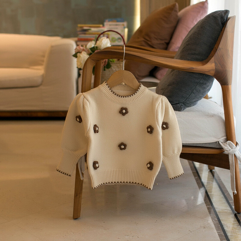 Tavaszi őszi gyerek pulóver lány kézzel készített kis virág dekoráció pulóver pulóver Téli divat gyerek ruha lány kabát