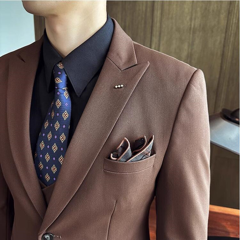 (Jachetă+Pantaloni+Vest) Costume de nuntă noi pentru bărbați Set 3 bucăți pentru cel mai bun bărbat Costume formale pentru întâlniri de afaceri Costume negre personalizate