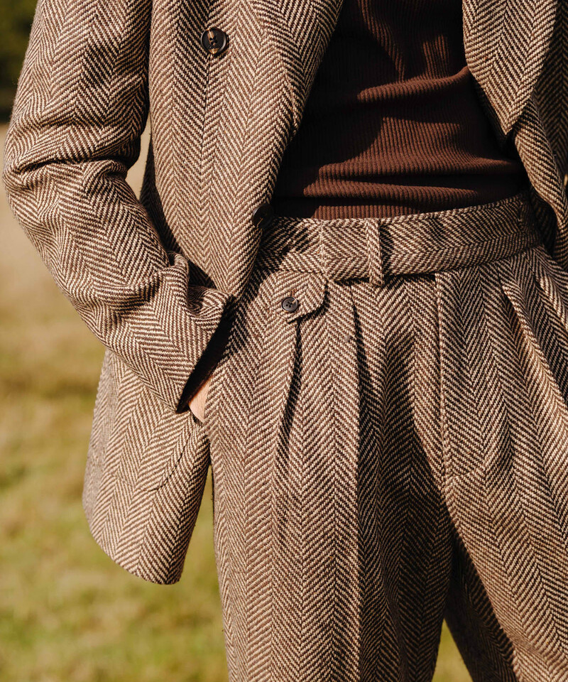 Elegáns halszálkás férfi esküvői öltönyök csúcsos hajtókás duplasoros szmoking vőlegénynek Blézer nadrág party üzleti szett