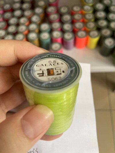 YL080 GALACE (YULE) 0,80 mm 16 szálas lapos viaszos cérna bőr varráshoz