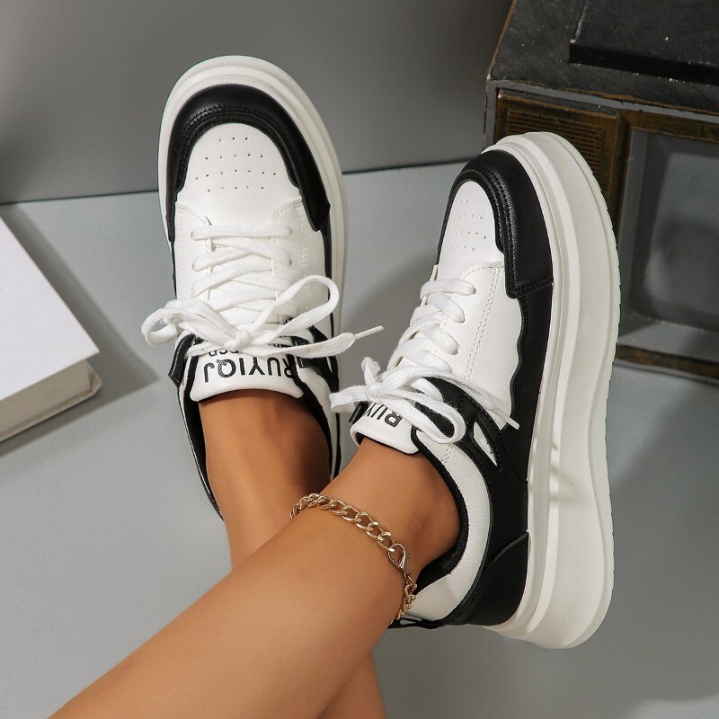 2024-es új női cipők fűzős női vulkanizáló cipők őszi szabadtéri sétacipők női lapos sarkú, szivacsalsó cipők, női