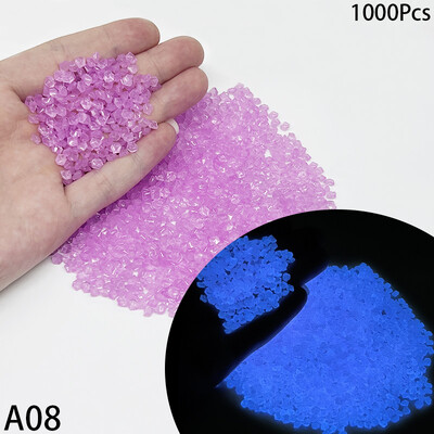 1000 gab. Mirdzums tumsā dārzā oļi kvēlo akmeņi āra dārza oļi zivju tvertņu celiņi celiņš iekšpagalms zāliena dekors mirdzums grants