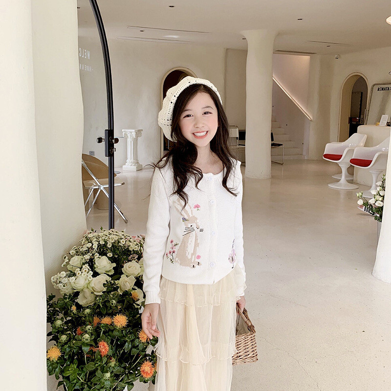 Little maven Dječja odjeća za djevojčice Prekrasan bijeli džemper sa zecom Pamučna majica s kratkim rukavima Jesenska odjeća za djecu od 2 do 7 godina