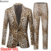 2024 Seturi de costume noi cu imprimeu leopard Moda bărbătească Slim Fit Cântăreț Costume de scenă Două piese Club de noapte Îmbrăcăminte pentru bărbați Oversized