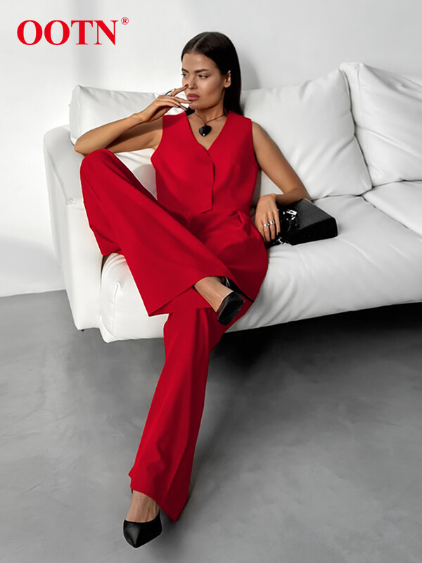 OOTN Crveni uredski ženski kompleti dvodijelnih hlača Sakoi Prsluk i plisirane hlače Ženska odjeća Kauzalna modna odijela s hlačama Ljeto 2024.
