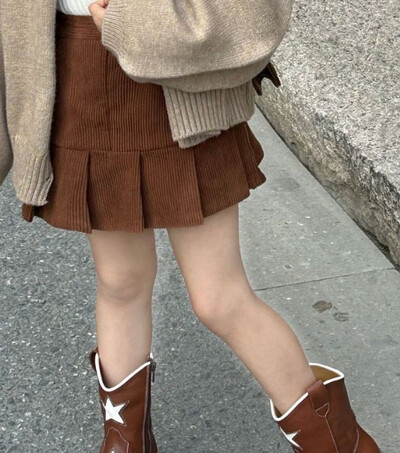 Пуловер за момичета Жилетка Вълнена базова риза с разрошени ръбове Кадифена пола на райета Стилна и модерна за бебета