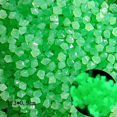 50/100/200Pcs Φωτεινή Πέτρινη Διακόσμηση Κήπου Βότσαλα Λάμψη σε Φωτεινή Διακοσμητικά Βότσαλα Διακόσμηση ενυδρείου εξωτερικού χώρου δεξαμενής ψαριών