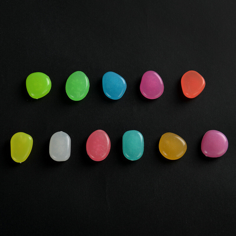 Ragyog a sötétben a kertben Kavics a járdához Kert Terasz Gyep Kert Terasz Akvárium Dekoráció Ragyogó kő