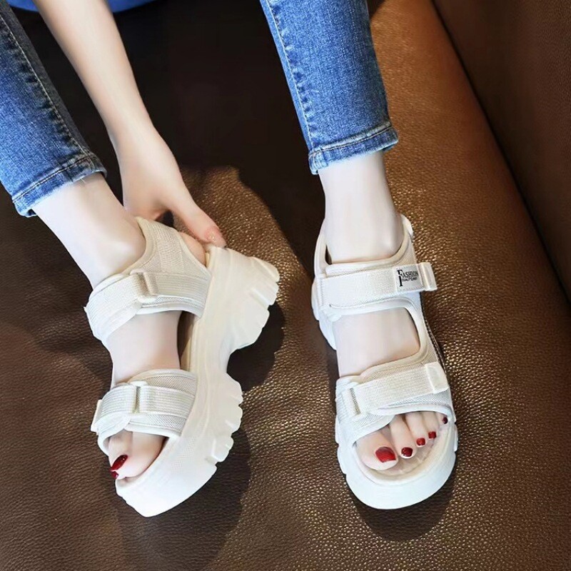 Sieviešu velcro sandales Dad 2024. gada sezona, jaunas biezas zoles platformas kurpes Sporta pludmales ikdienas sandales ar mīkstu zoli sievietēm