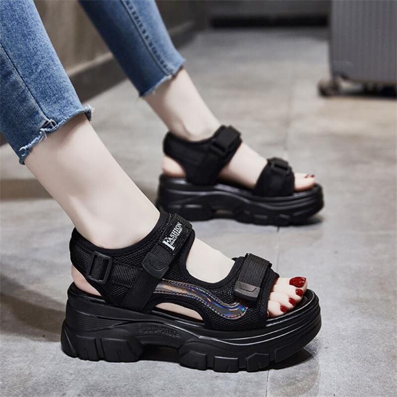 Sieviešu velcro sandales Dad 2024. gada sezona, jaunas biezas zoles platformas kurpes Sporta pludmales ikdienas sandales ar mīkstu zoli sievietēm
