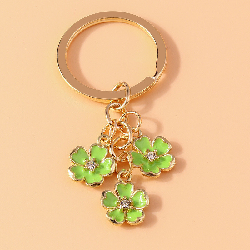 2024 új termék személyre szabott kreatív kínai stílusú ötlevelű virág kulcstartó tartozékok táska kiegészítők mobiltelefon medál