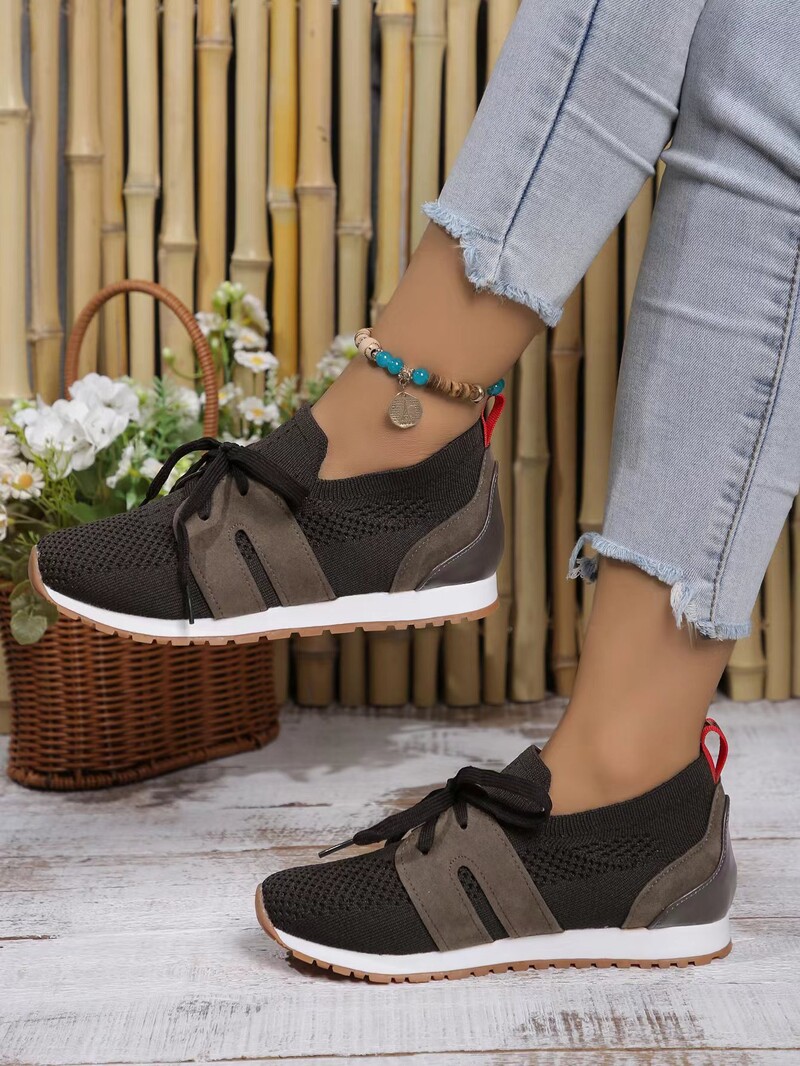 Spot külkereskedelmi 2024 új stílusú repülő, kötött hálós, légáteresztő alkalmi, könnyű, fűzős női, vastag sarkú hétköznapi cipők nőknek