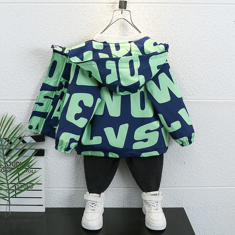 Gyerekruha fiúknak tavaszi és őszi kabátok 2024 új stílusú felsők fiú babaruhák gyerek betűs széldzseki