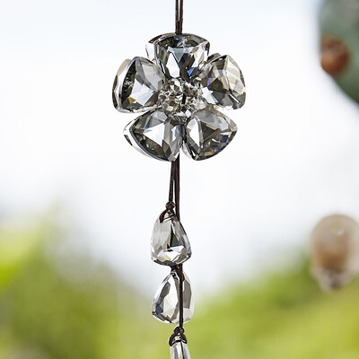 Polírozott AB színű napvirágszirom bojt kristály autós medál szivárvány streamer napfogó udvar kert parasztház függő dekoráció