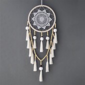Makramé falra akasztható álomfogó nagy természetes szőrlabda (gyöngyök bojtárral)