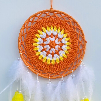 Κροσέ Dream Catcher Χειροποίητο πολύχρωμο φτερό Wind Chime Δημιουργική διακόσμηση σαλονιού στο φόντο τοίχου Διακόσμηση σπιτιού