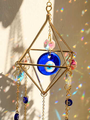 Висящ на стената Suncatcher Evil Eye Wind Chime Prism Suncatcher Rainbow Maker Light Catcher Градинска декорация Външен декор Подарък