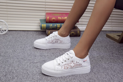 Sieviešu apavi Pavasaris Rudens Vasara Mode Ikdienas balti Izgriezumi Mežģīnes Audekls Dobi Elpojoša Platforma Plakanas kedas Teniss Pastaiga