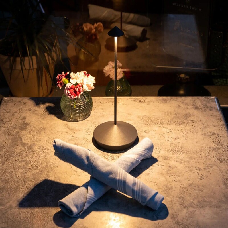 Radoša uzlādējama galda lampa ēdamistabai pieskāriena Led viesnīcas bārs kafija Pina Pro galda lampa Lampada Da Tavolo dekoratīvā galda lampa