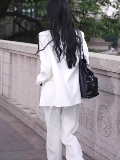 Tavasz, nyár női blézer nadrágkosztümök új divatos, hosszú ujjú irodai női üzleti női elegáns fehér ruhák, kétrészes szett