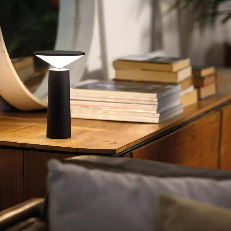 Kūrybingas minimalistinis miegamojo išmanusis stalinis šviestuvas USB įkrovimas akrilinis jutiklinis pritemdymas svetainės interjero dekoravimas naktinė šviesa