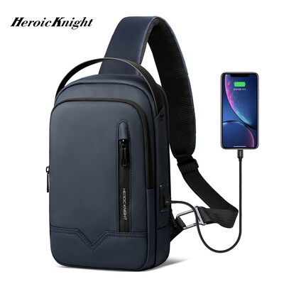 Heroic Knight biznesa lielas ietilpības Crossbody soma vīriešiem ūdensnecaurlaidīga ceļojumu plecu soma 11 collu iPad USB uzlādes vīriešu krūšu komplekts