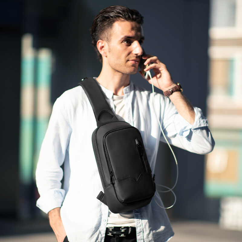 HK ūdensnecaurlaidīgas krūšu somas lielas ietilpības Crossbody somas vīriešiem un sievietēm Oksfordas modernas daudzfunkcionālas vīriešu plecu somas ar USB