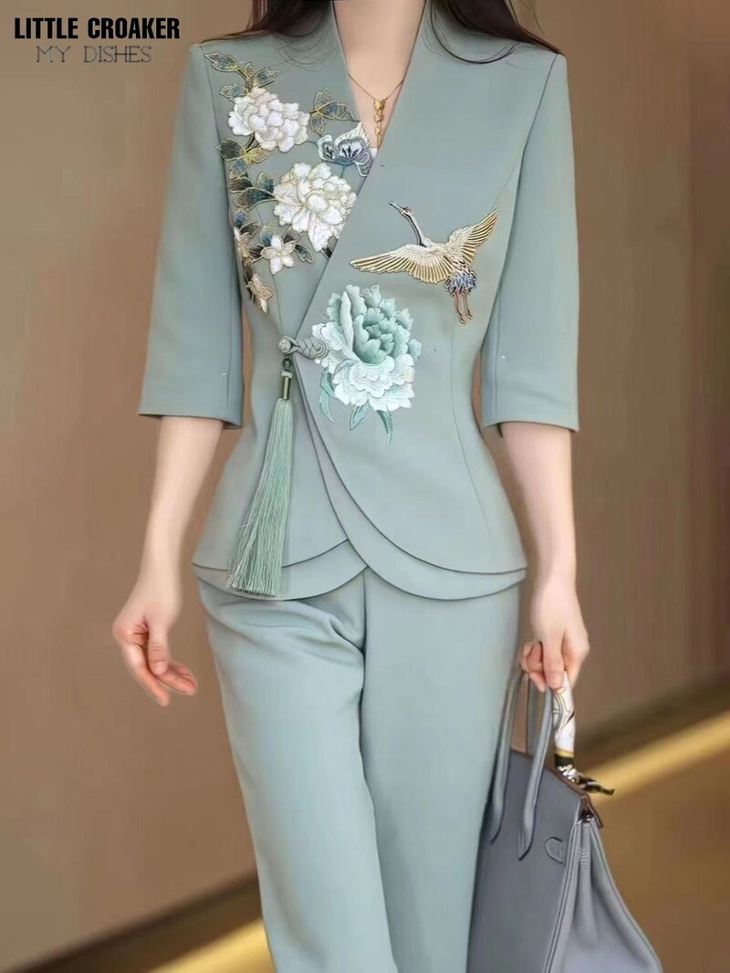 Disainer Hiina taevasinine 2-osaline pükskostüüm pidulikeks pulmadeks Naiste naiste õhtuseks peoks smokingud pidulikud tööriided