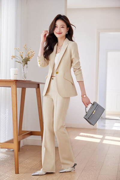 NAVIU Rózsaszín 2 részes készletek forma női 2023 irodai női új egyszemélyes lehajtható galléros blézerek Elegáns nadrágkosztümök sárgabarackfekete