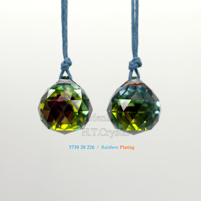 2 vnt. 20 mm krištoliniai rutuliukai su stiklo briaunomis prizmės Vaivorykštės sietyno dalys Apšvietimo pakabukai „Pasidaryk pats“ saulės gaudytojas Vestuvių vakarėlio namų dekoras