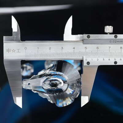1 db 50 mm-es K9 kristályüveg csillár medálok, átlátszó függő szegélyező prizma világítási alkatrészekhez Napfogó barkácsolás otthoni esküvői dekorációhoz