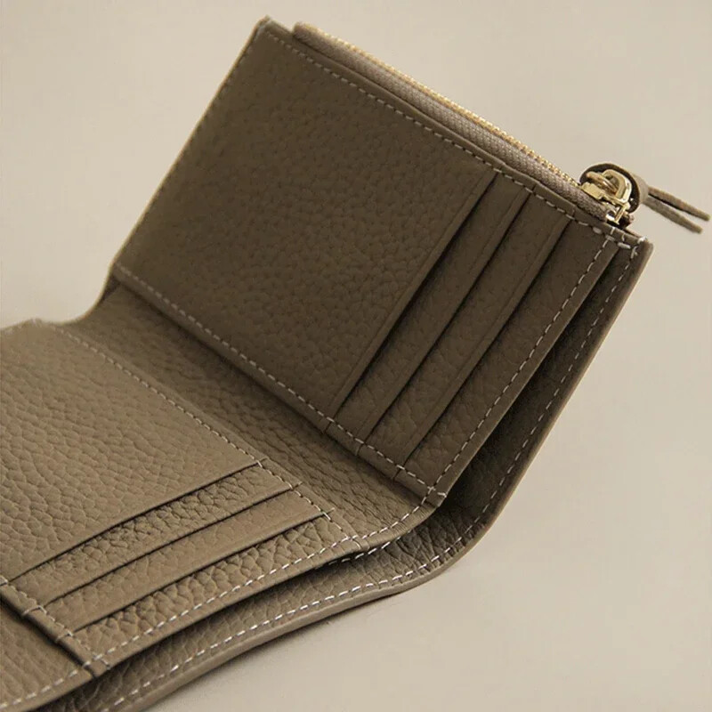 Jauns PU ādas mazs sieviešu maks Luksusa aplokšņu karšu turētājs Zīmola dizainers daudzfunkcionāls rāvējslēdzēja monētas govs ādas īss maciņš 2024