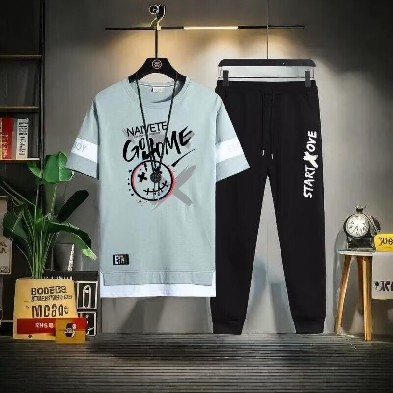 Vasaras ikdienas sporta kostīmi ar īsām piedurknēm Vīriešu modes modes zīmols Pusaudžiem Junioru vidusskolēniem Vasaras izskatīgs vīriešu apģērbs