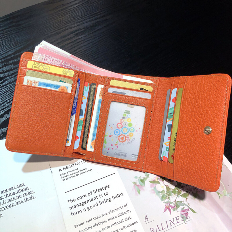 Új, rövid, valódi bőr pénztárca nőknek Luxustervező, minimalista kártyatárca több kártyanyílással ajándékdobozos csomagolással