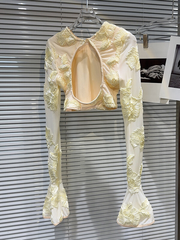 DEAT modes sieviešu kostīmi ar izšūšanu ar iedobi ziediem, topi ar garām piedurknēm, elastīgi svārki ar augstu vidukli, sieviešu komplekts 2024. gada vasara 11XX9068