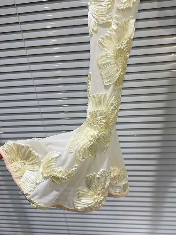 DEAT modes sieviešu kostīmi ar izšūšanu ar iedobi ziediem, topi ar garām piedurknēm, elastīgi svārki ar augstu vidukli, sieviešu komplekts 2024. gada vasara 11XX9068