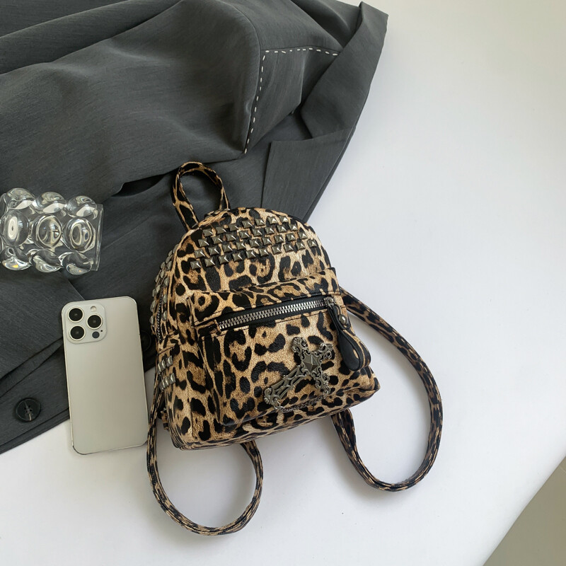 Női kis hátizsák több zsebes hátizsák Punk Street női utazási divat Leopard kézitáska Diák vállas iskolatáska