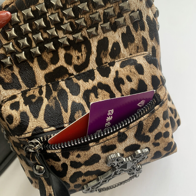 Női kis hátizsák több zsebes hátizsák Punk Street női utazási divat Leopard kézitáska Diák vállas iskolatáska