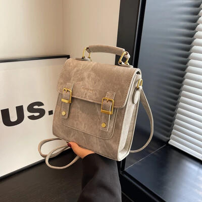 Γυναικεία σακίδια πλάτης 2023 Πολυτελείς τσάντες σχεδιαστών Vintage καθαρού χρώματος σακίδια Γυναικείες τσάντες χιαστί ώμου