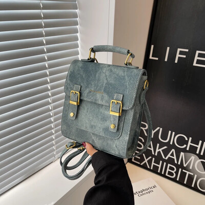 Γυναικεία σακίδια πλάτης 2023 Πολυτελείς τσάντες σχεδιαστών Vintage καθαρού χρώματος σακίδια Γυναικείες τσάντες χιαστί ώμου