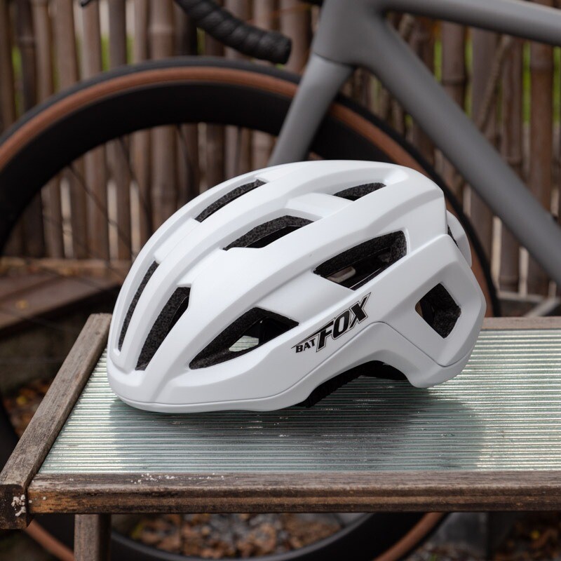 BATFOX 2024 Cască de ciclism de munte de drum ultraușoară Ciclism MTB Bărbați Femei Cască de curse pentru bicicletă cu turnare integrată Casco Ciclismo
