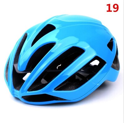 Olaszország Kerékpáros sisak Férfi Női Országúti Kerékpáros Sisak EPS Foam és PC Shell Kerékpárfelszerelés Sportsapka Bmx Méret M és L