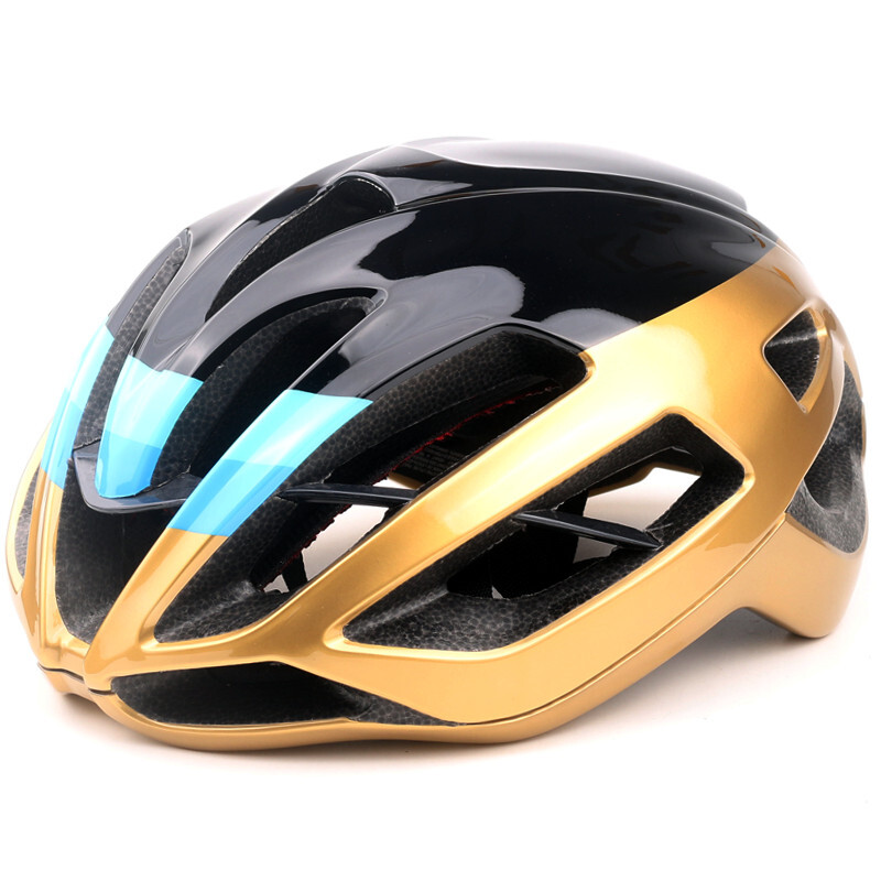 Olaszország Kerékpáros sisak Férfi Női Országúti Kerékpáros Sisak EPS Foam és PC Shell Kerékpárfelszerelés Sportsapka Bmx Méret M és L